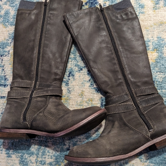 Lucky brand boots size 6 WIDE - Picture 2 of 2